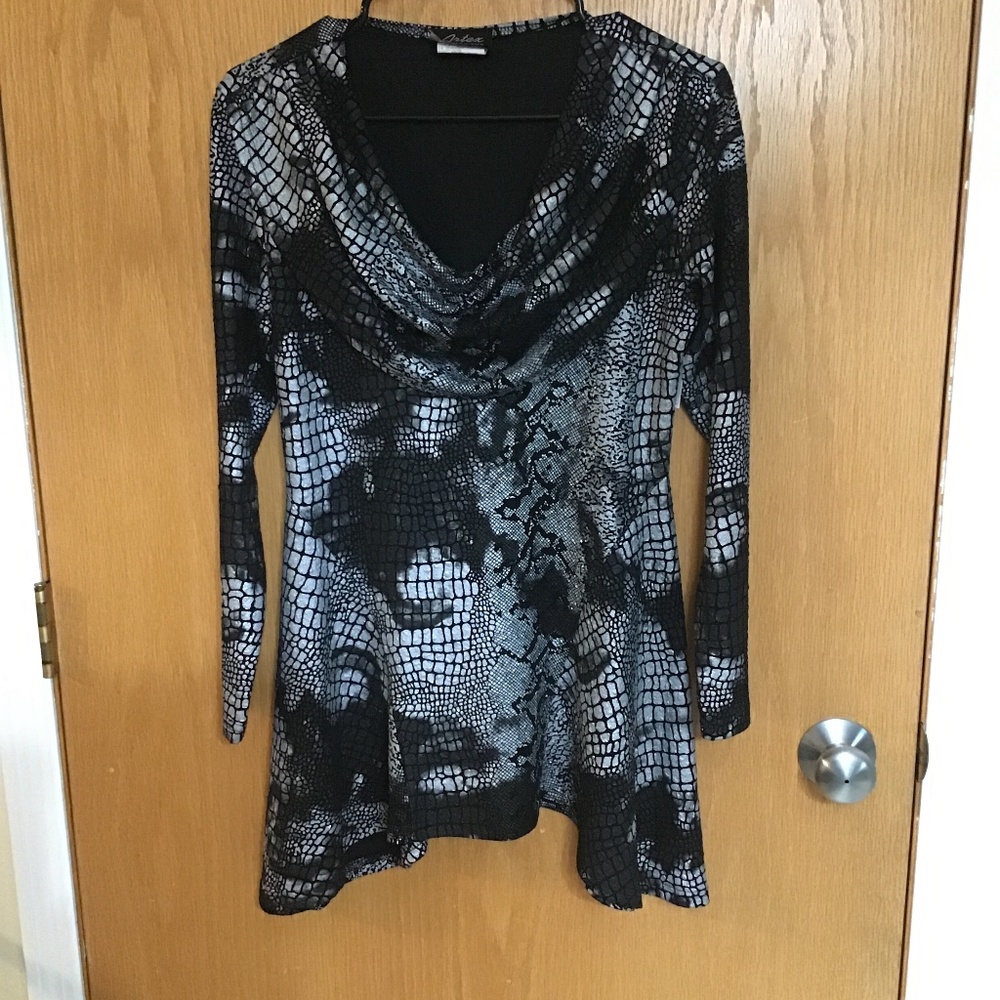 Artex shirt (size: M)